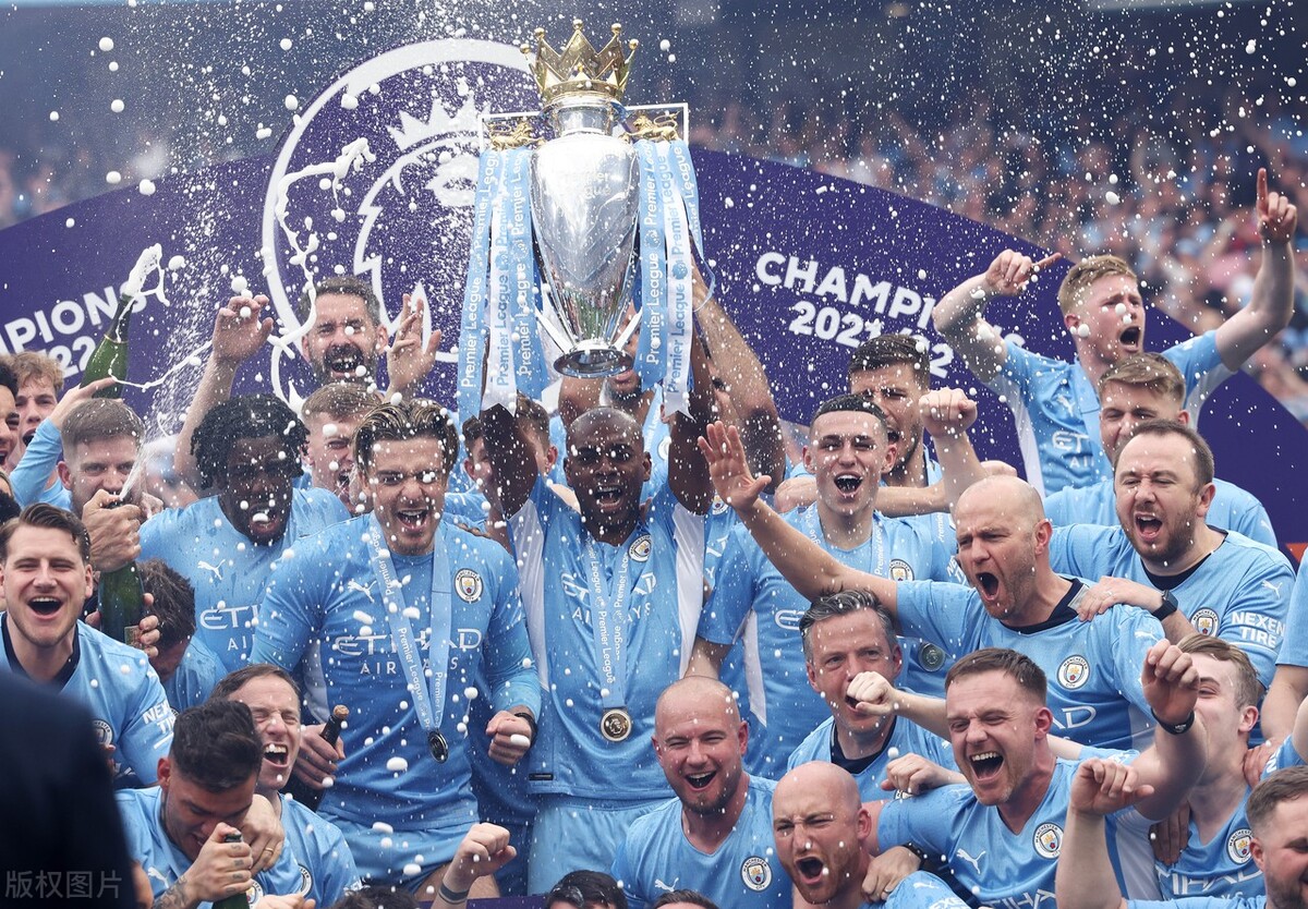 英超大战红牌反转：10亿豪门对决意外结局